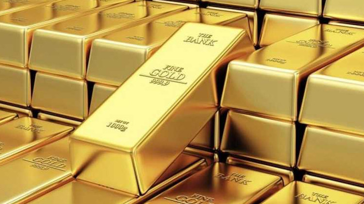 Gold rates decline by Rs1,200 per tola